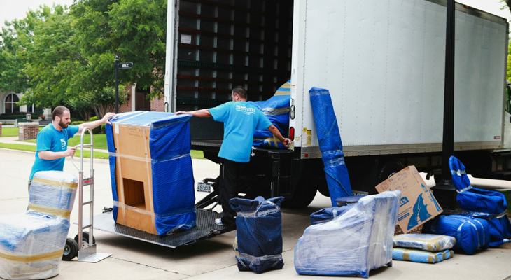 How Far in Advance do I Need to Hire a Mover?